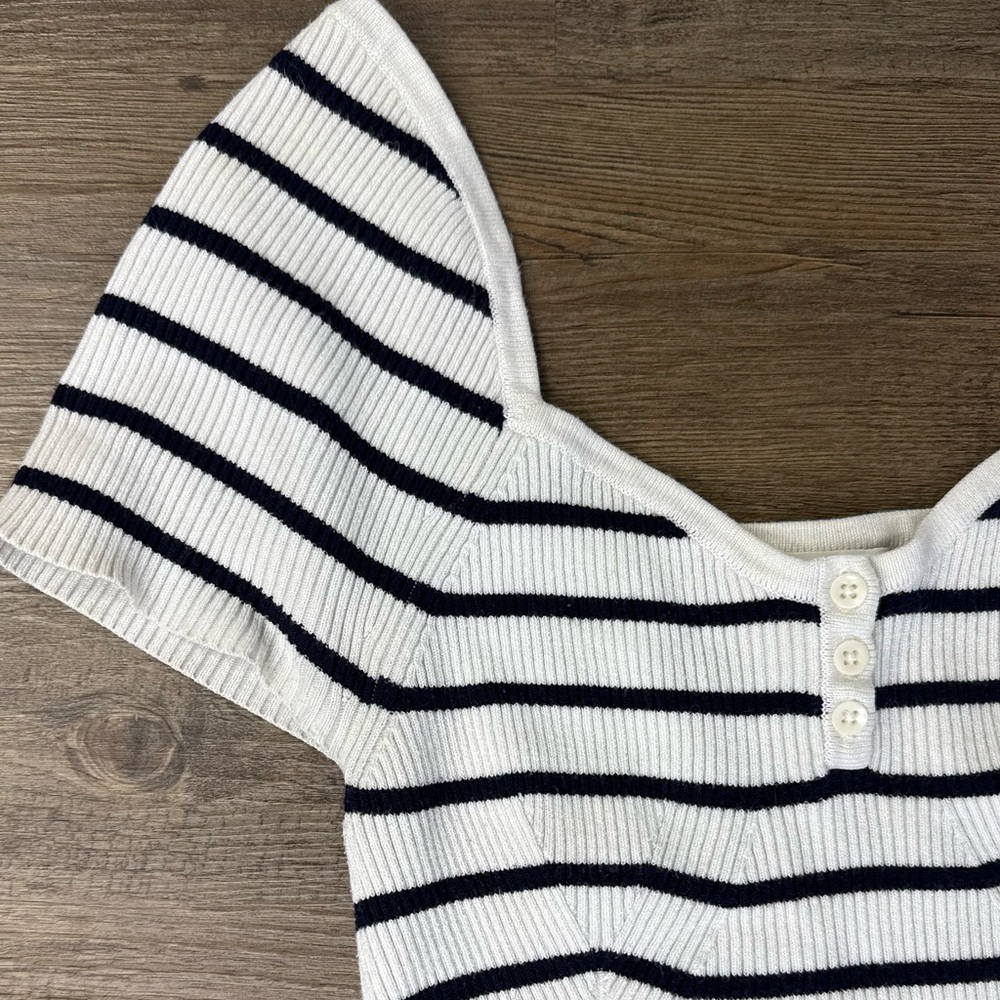 Maeve by Anthropologie Black and White Striped Short Sleeve Sweetheart Top, M - Picture 3 of 10
